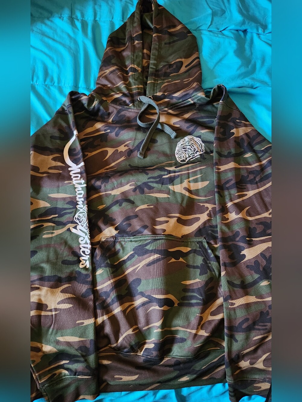 Retired Chatham Oysers Hoody XL NWOT